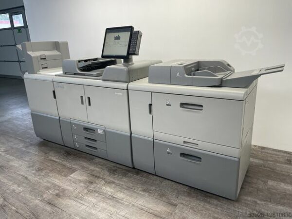 Ricoh Pro 8300s incl. Finisher, Paperdeck only 802.000 Clicks – Bild 3